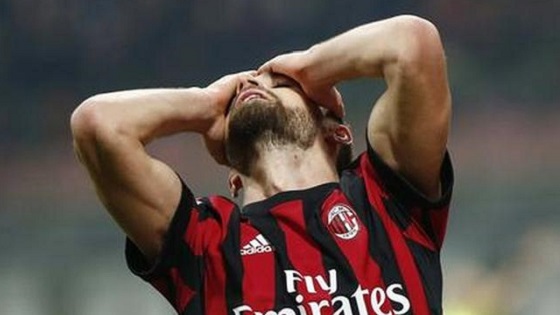  国际米兰旧将反戈一击助恩波利爆冷取胜  