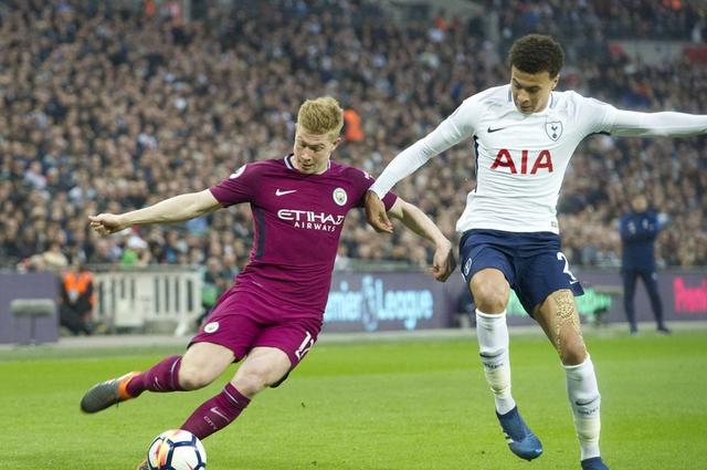  曼城中场大脑德布劳内伤愈，关键战强势复出  