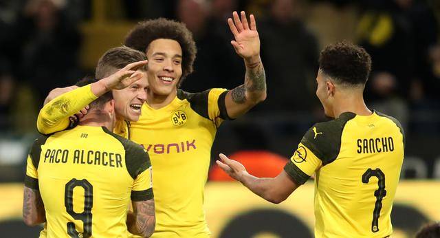  多特蒙德青春双星连线，边路突破撕裂对手防线